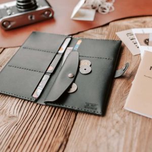 wallet foreign currencies