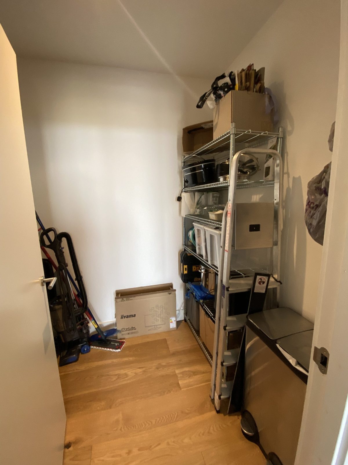Pantry 2 after