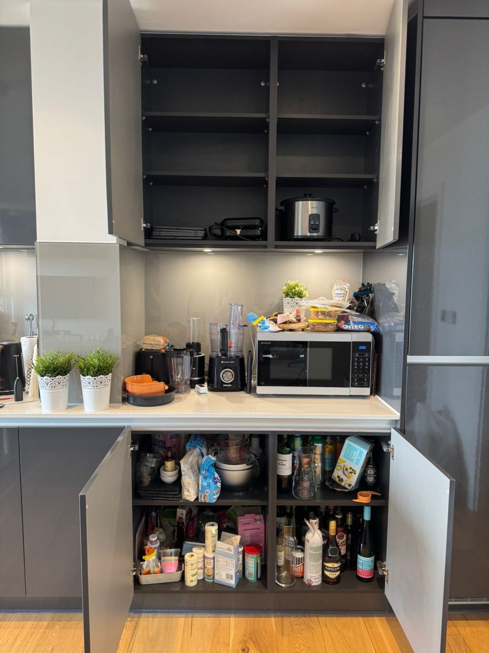 Moving out for a 2 2B flat (16)